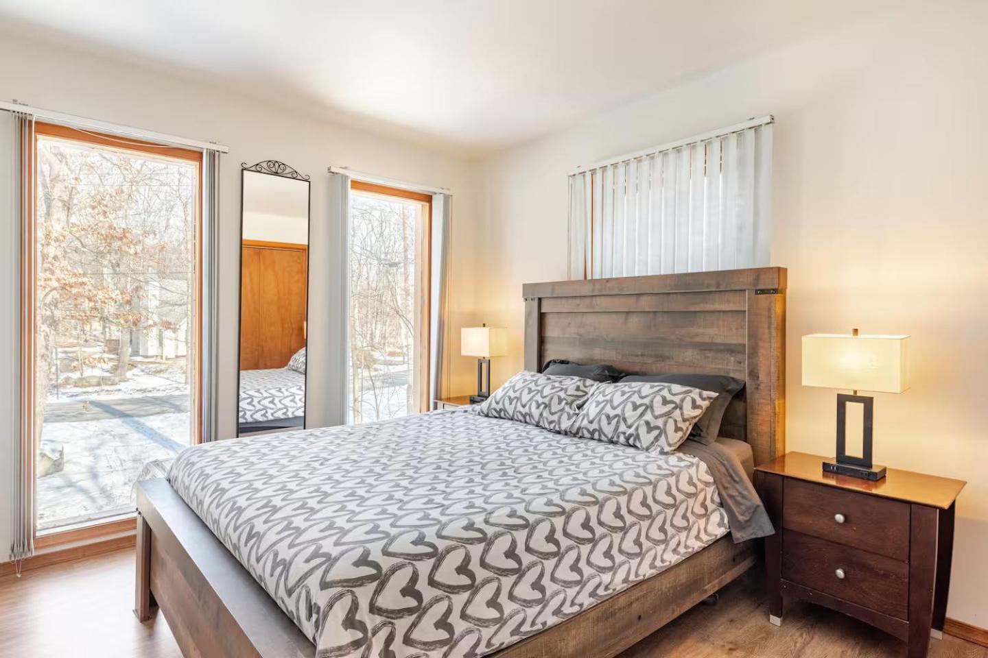 Cozy Cabin At Poconos With Hot Tub And Fire Pit East Stroudsburg Luaran gambar